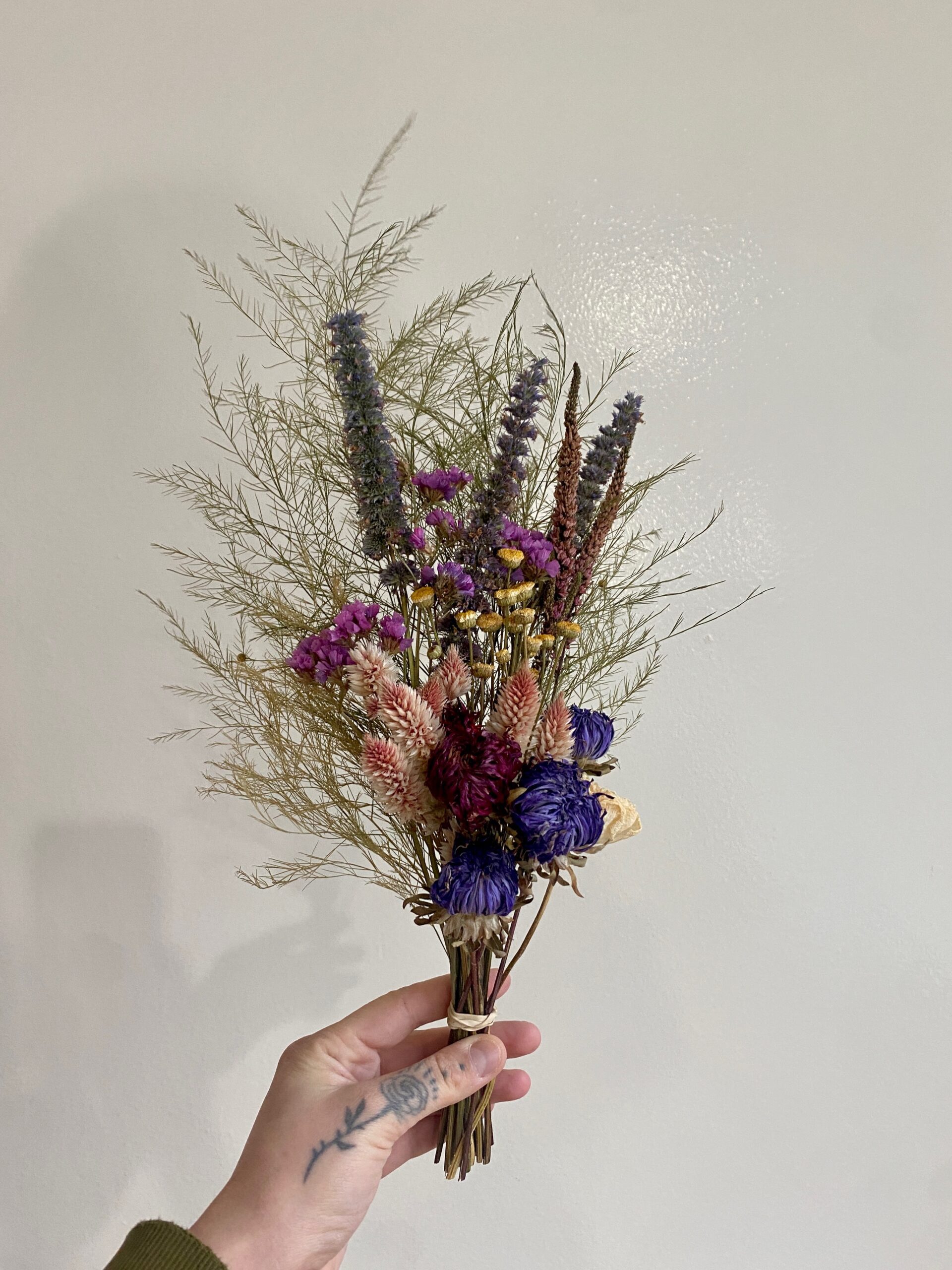 dried flower bouquet